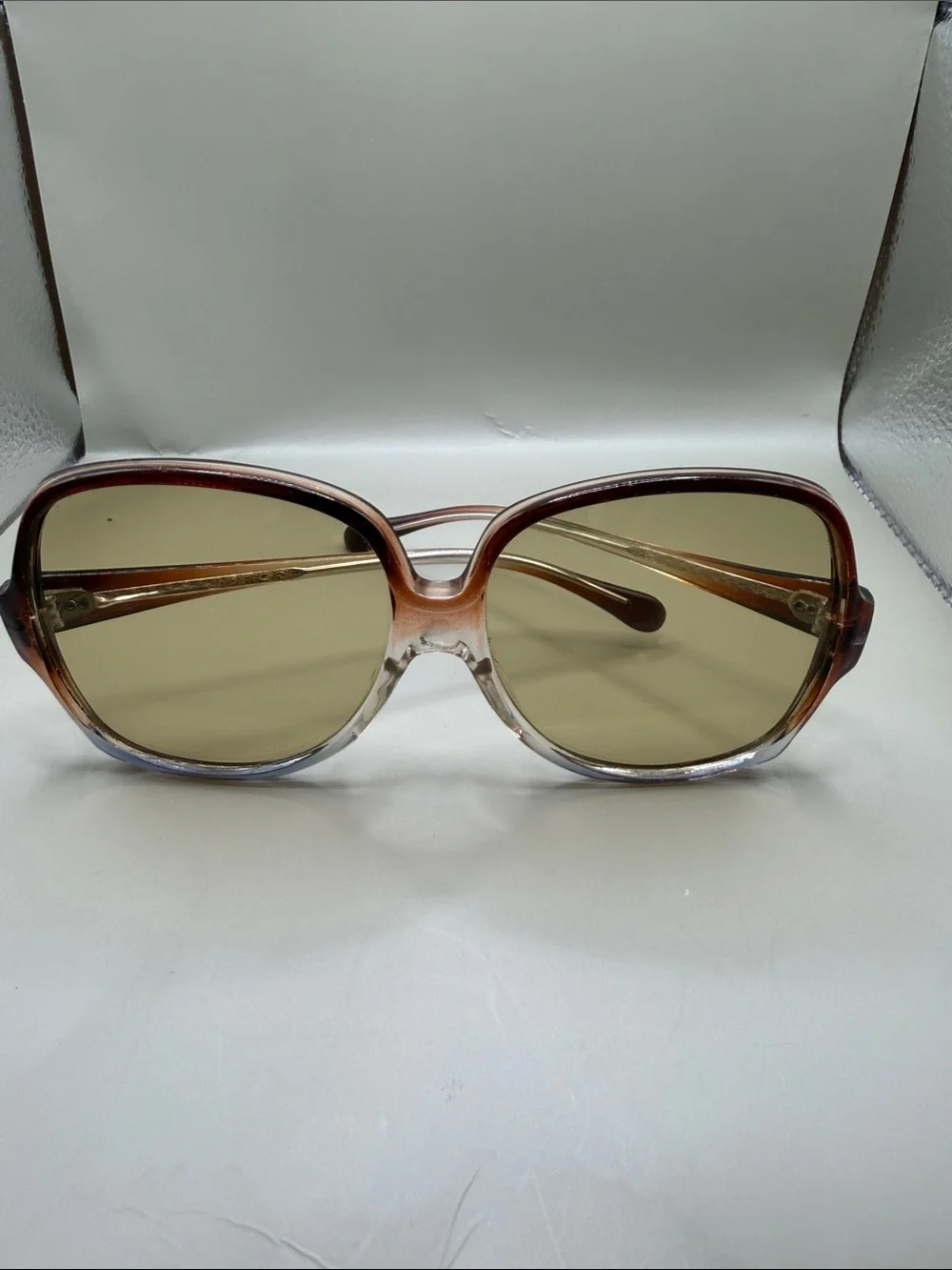 Oversize 70s Woman Sunglasses, Large Square Vintage Sunglasses